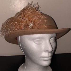 Pink Feather Bowler Hat NWOT